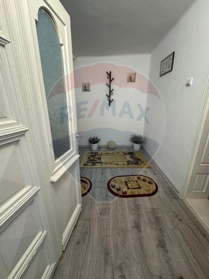 Casa / Vila cu 7 camere de vanzare in zona Central - 13