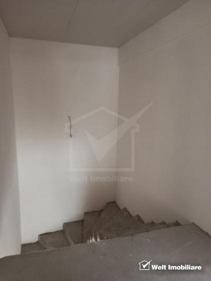 Duplex in complex, semifinisat, Chinteni, 4 dormitoare, 3 bai - 6