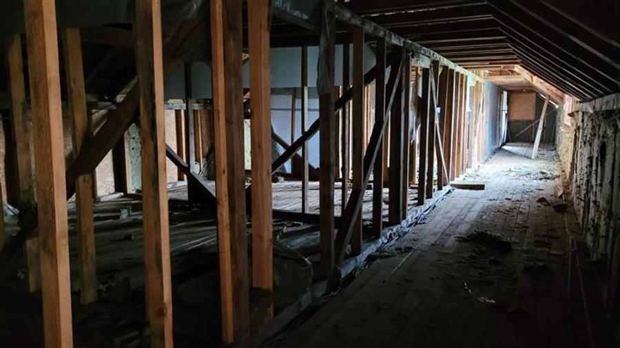 Oportunitate investitie | Teren 10 000 mp cu constructie de 530 mp la 10 km de V - 16