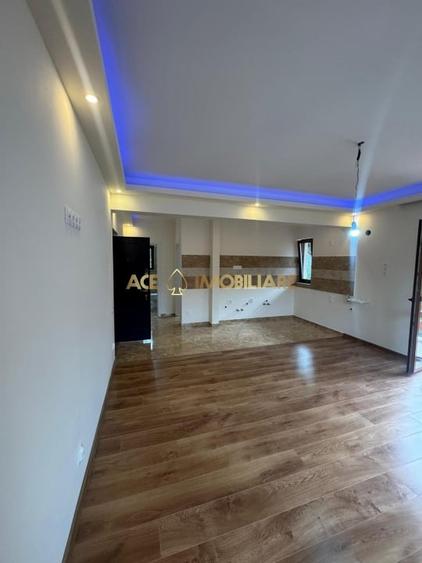 Apartament 2 camere | Busteni  | Loc de Parcare | View Superb - 8