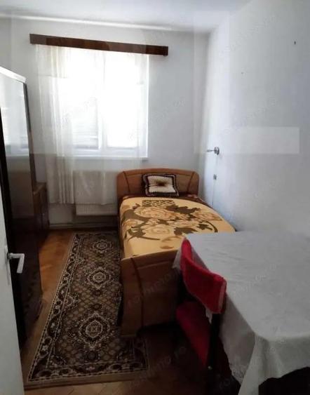 Inchiriez apartament 4 camere! - 3