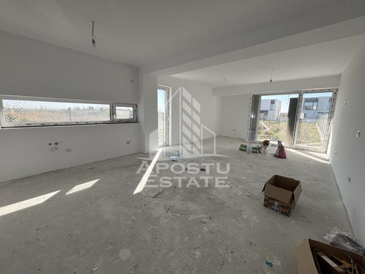 Jumatate de duplex cu 4 camere in zona Padurea Verde - 1