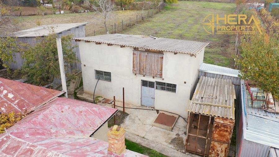 Gospodarie de vanzare in Tulucesti - 18