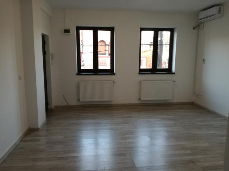 Unirii - spatiu birou, suprafata 70 mp, etaj 1 - 2