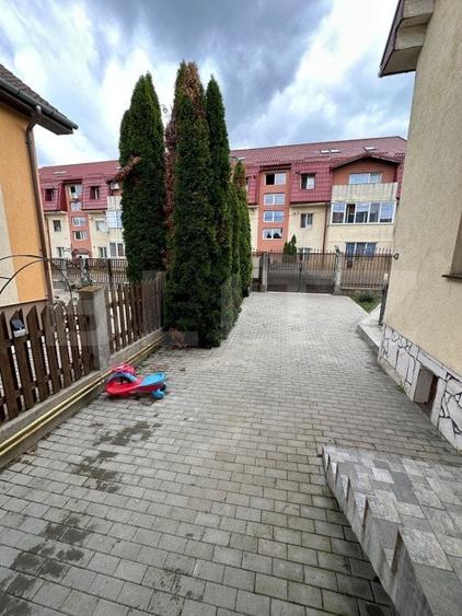 Casa tip Duplex PLUS SPATIU COMERCIAL DE VANZARE - 10