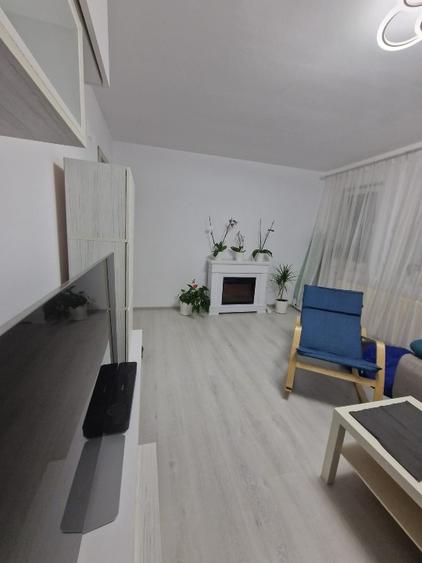 Apartament 2 camere Bazilescu  - spre inchiriere - 1