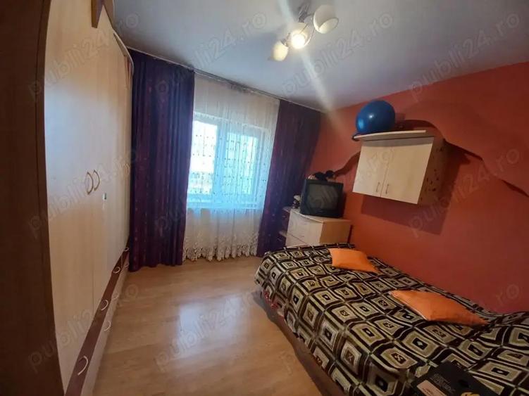 Vand apartament 3 camere Bacau zona Orizont - 5