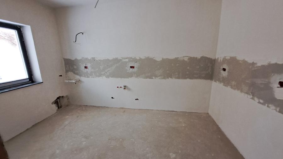 VILA SUPERBA CU 5 CAMERE AMPLASATA IDEAL - 15