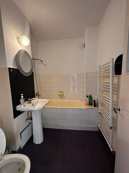 Apartament cu 4 camere, zona Alexandru cel Bun - 11