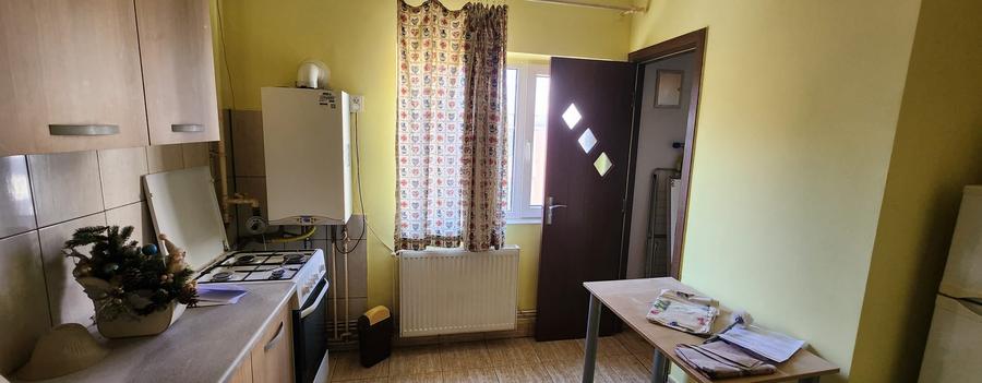 Apartament cu 2 camere in zona Grivitei, etaj 1, 2 balcoane, beci! - 4