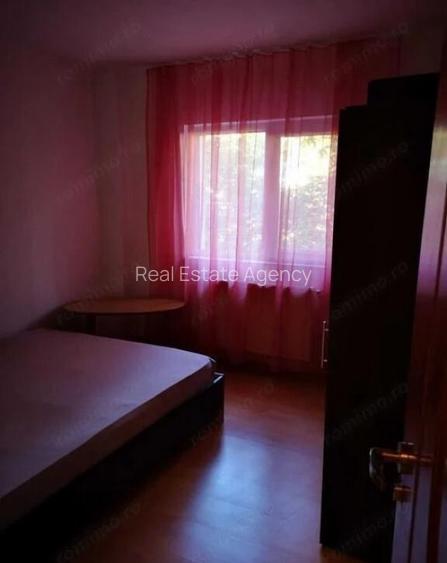2 camere in zona Spitalului Judetean 2 camere in zona Spitalului Judetean