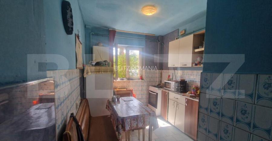 Apartament 4 camere, suprafata mare decomandat, Triaj, bloc Apartament 4 camere, suprafata mare decomandat, Triaj, bloc