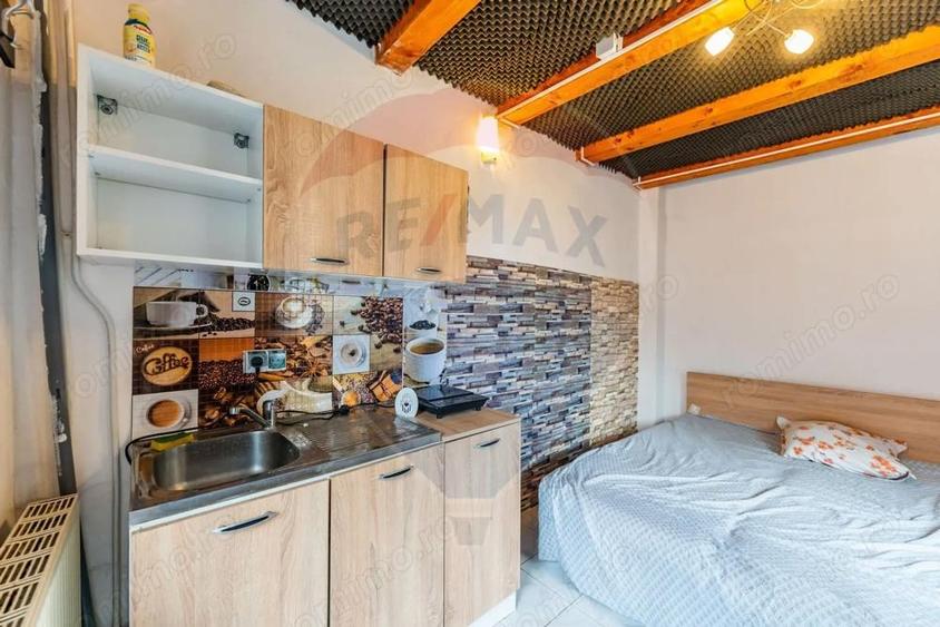 Apartament la casa in zona ultracentrala - 1