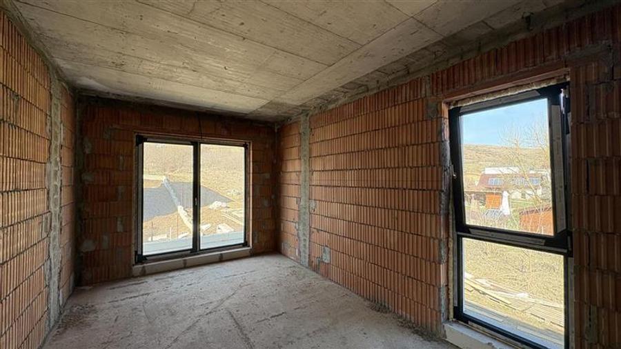 Vanzare casa individuala 4 camere, teren 500 mp in Faget- Poligon- Restaurant Ro - 13