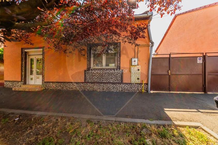 Casa cu spatiu comercial si potential ridicat de investitie de vanzare Casa cu spatiu comercial si potential ridicat de investitie de vanzare