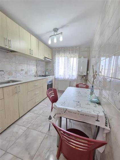 Apartament 3 camere Decomandat - Podu Ros - 4