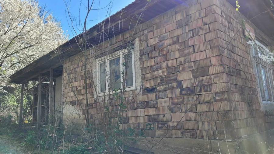 Vand casa cu teren la tara loc Sarmasu,Mures - 1