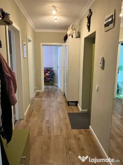 Apartament cu 2 camere decomandat în Florești