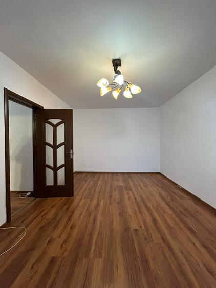 Dristor 2 Camere 55 Mp Bloc 1985  5 Min Metrou Instalatii Sanitare Schimbate - 3