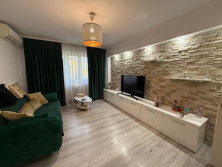 PIATA SUDULUI - SECUILOR , 2 camere micuț dar cochet,42 mp, IDEAL INVESTITIE - 1