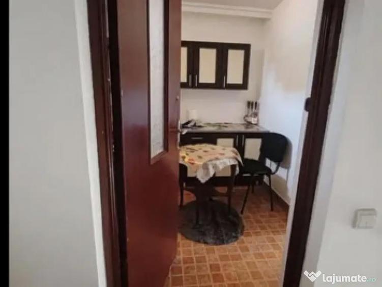 Giurgiului eroii revolutiei vila nucetului - 10