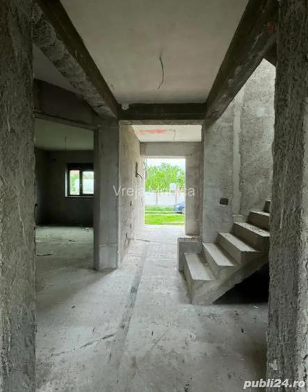 Vand casa moderna la gri - spatiu generos, materiale premium - 8