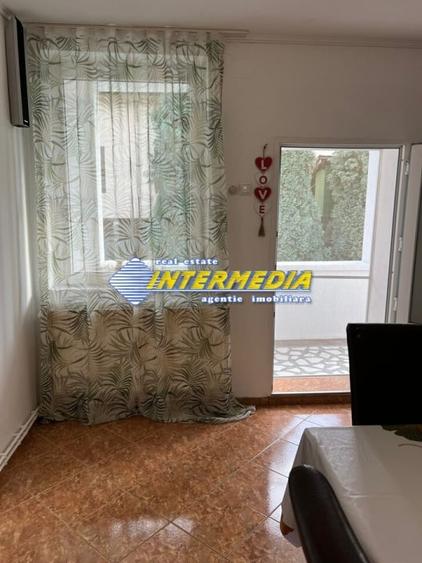 Casa Renovata 4 camere cu Teren intravilan 1650 mp CENTRU Ultracentral Alba Mall - 4