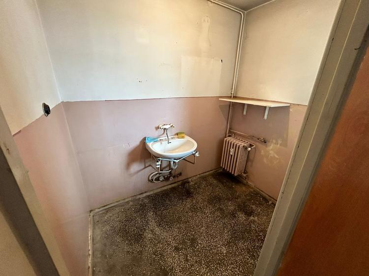 Garsoniera Titan 31 Mp Bloc 1969 Reabilitat 10 Min Metrou 1 Min Parc Titanii - 3