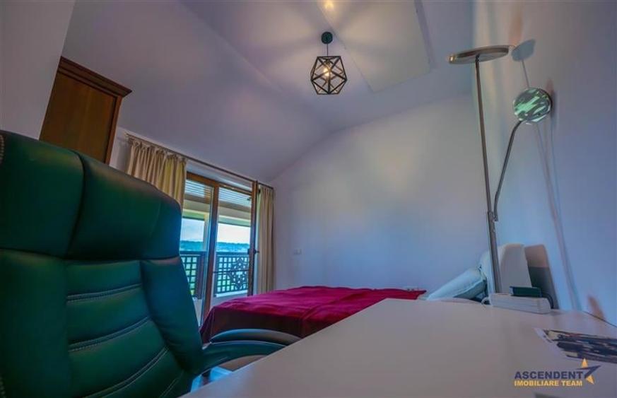 Refined ensemble, elite natural setting, 5 km from Corvin Castle. - 17