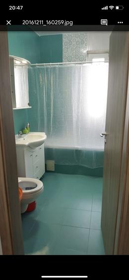 Vand Apartament cu 3 Camere in Giroc - 1