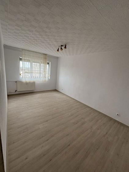 Apartament 3 camere, 74 mp, decomandat, Aurel Vlaicu (Lebada), Arad - 9