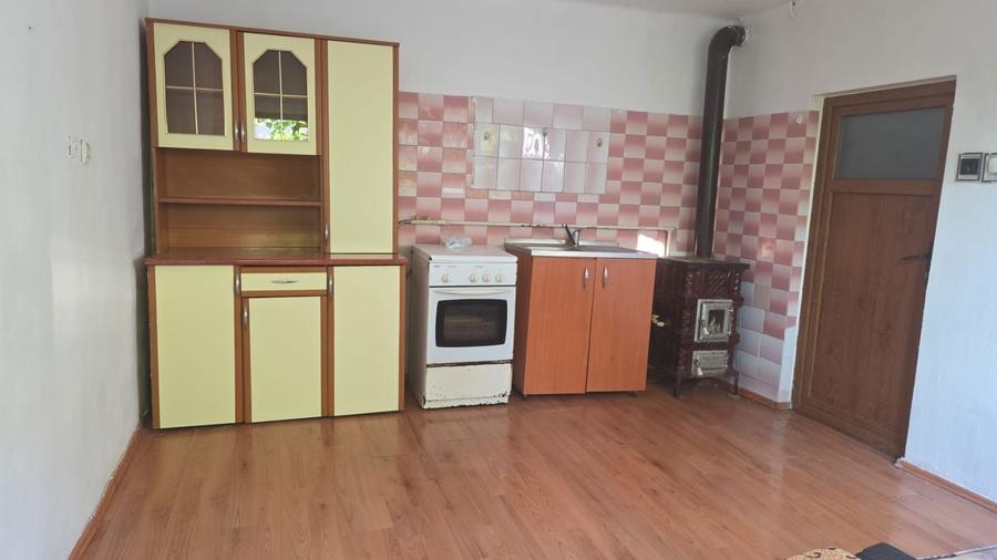 Inchiriez casa cu curte in Centrul Ploiestiului - 7