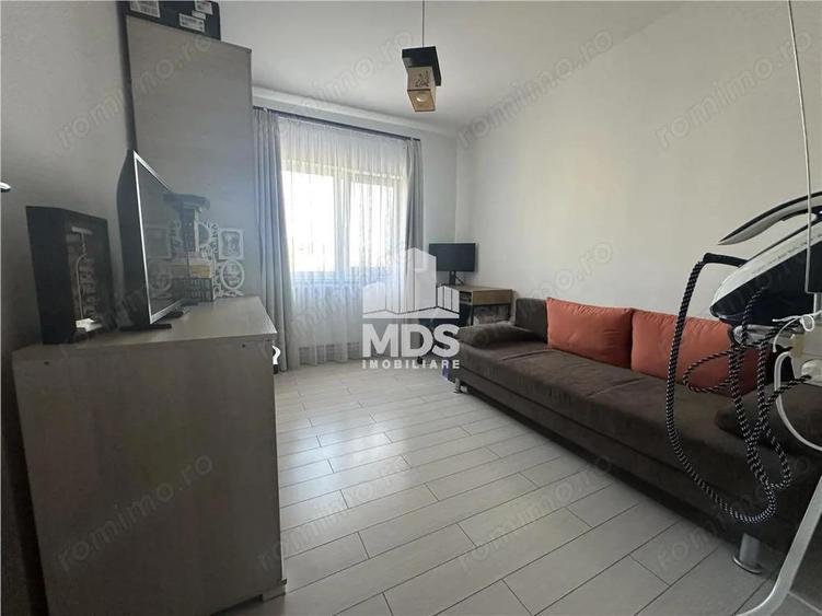 Mobilat si utilat modern ling #259; biserica Martirilor - 9