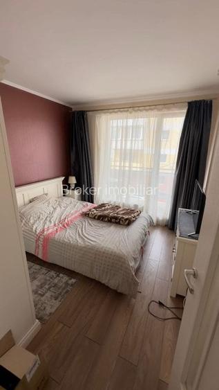 Inchiriez apartament cu 2 camere semidecomandat, zona FSEGA