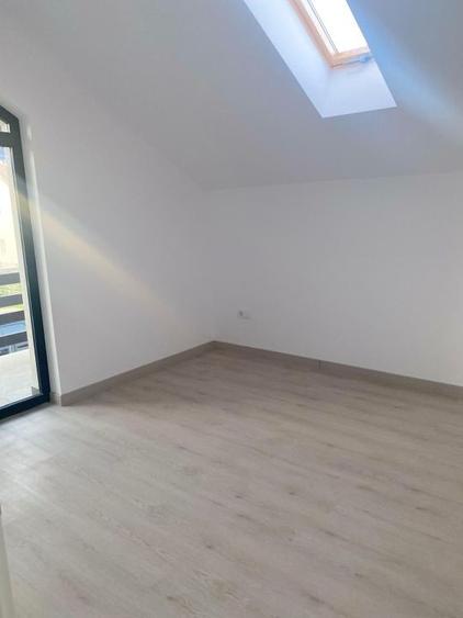 2 Vile/Case noi, de v&acirc;nzare la munte in loc. Breaza - Prahova - 11