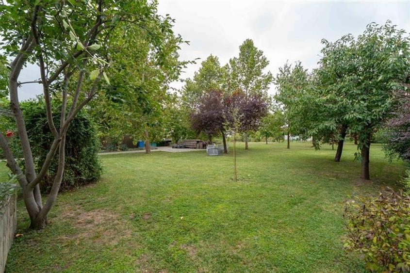 Vila individuala exclusivista cu teren generos in Bucium, Iasi - 40