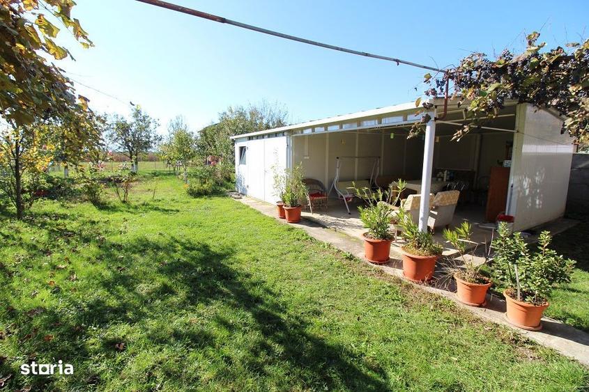 Vand casa P+E+Pod in Hateg, teren 700 mp, garaj, filigorie... - 1