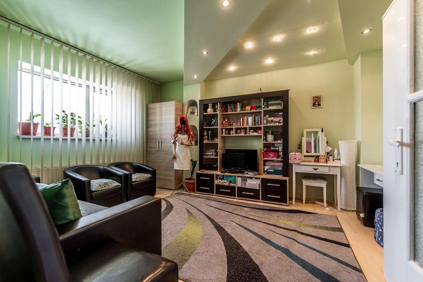 Casă spațioasă în mijlocul orasului, Str. Constantin Brâncuși - 5