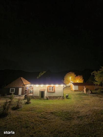 Casă cu 3 camere cu Teren 10292 Mp în Blăjeni