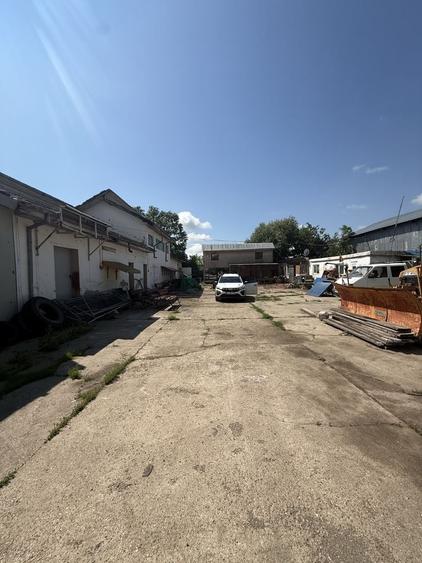 Proprietate industriala/comerciala cu locuinta, teren 2.180 mp Ceacu - 1