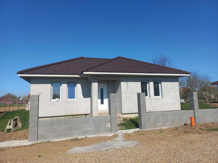 Case de vanzare, Comuna Botiz, Str Linistei - 6