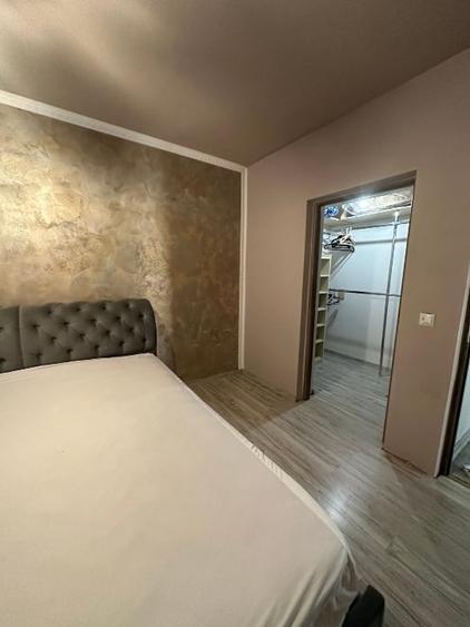 Casa situată în spatele primăriei aproape de centru - 7