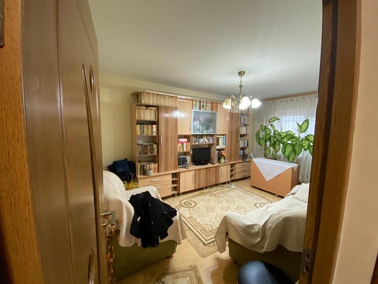 Persoana fizica închiriez apartament în Nicolina I - 2