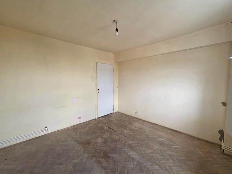Proprietar-3 camere- apartament central, gata de personalizat după bunul plac - 12