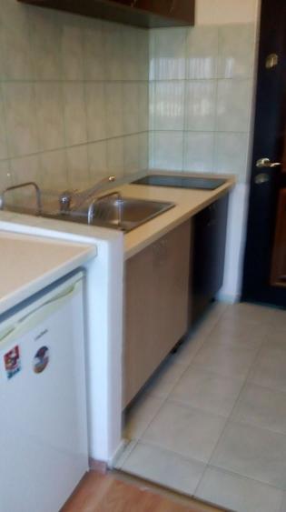 Garsoniera de inchiriat. 20 mp. Zona Soarelui. Disponibila imediat. - 2