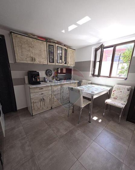 Locuin?a istorica, Comision 0% - 12