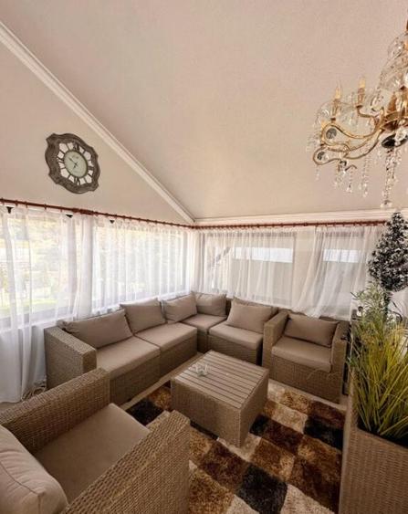 Casa impunatoare de lux ultra dotata ?i mobilata - - 8