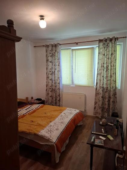 Proprietar, 3 camere in Vila (nr 31), Pajura, sect 1, str Presei, renovat,et 2 - 10