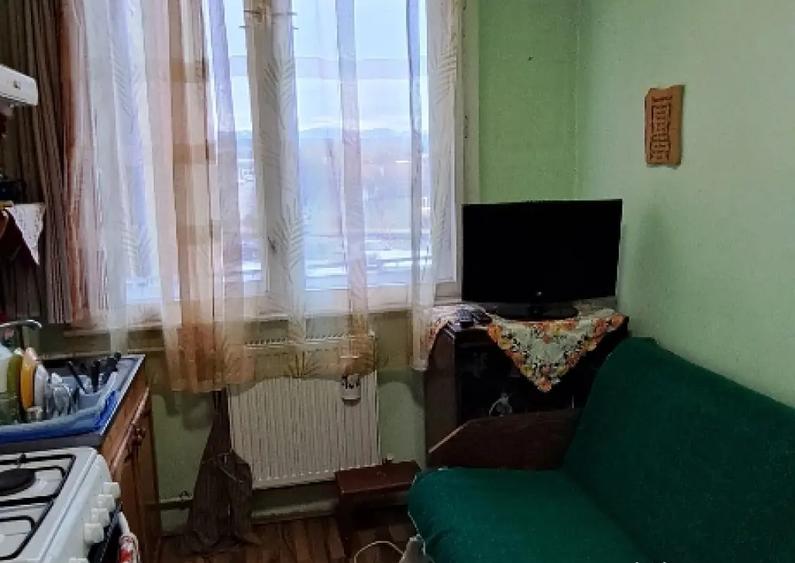 Vand apartament 3 camere in Beiu? central - 3