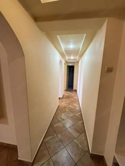 Apartament cf 1A, dec, et 2/4, zona Malu Rosu - 1